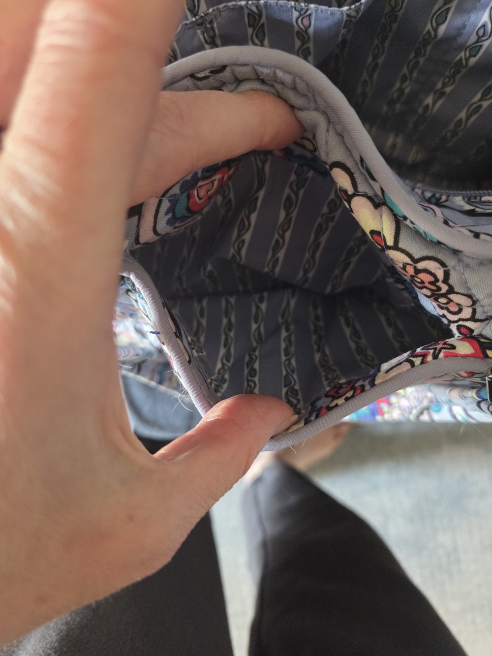 Vera Bradley Quilted Makani Paisley Glenna Satchel - Picture 5 of 10